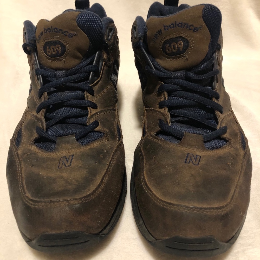 New Balance 609 Shoes